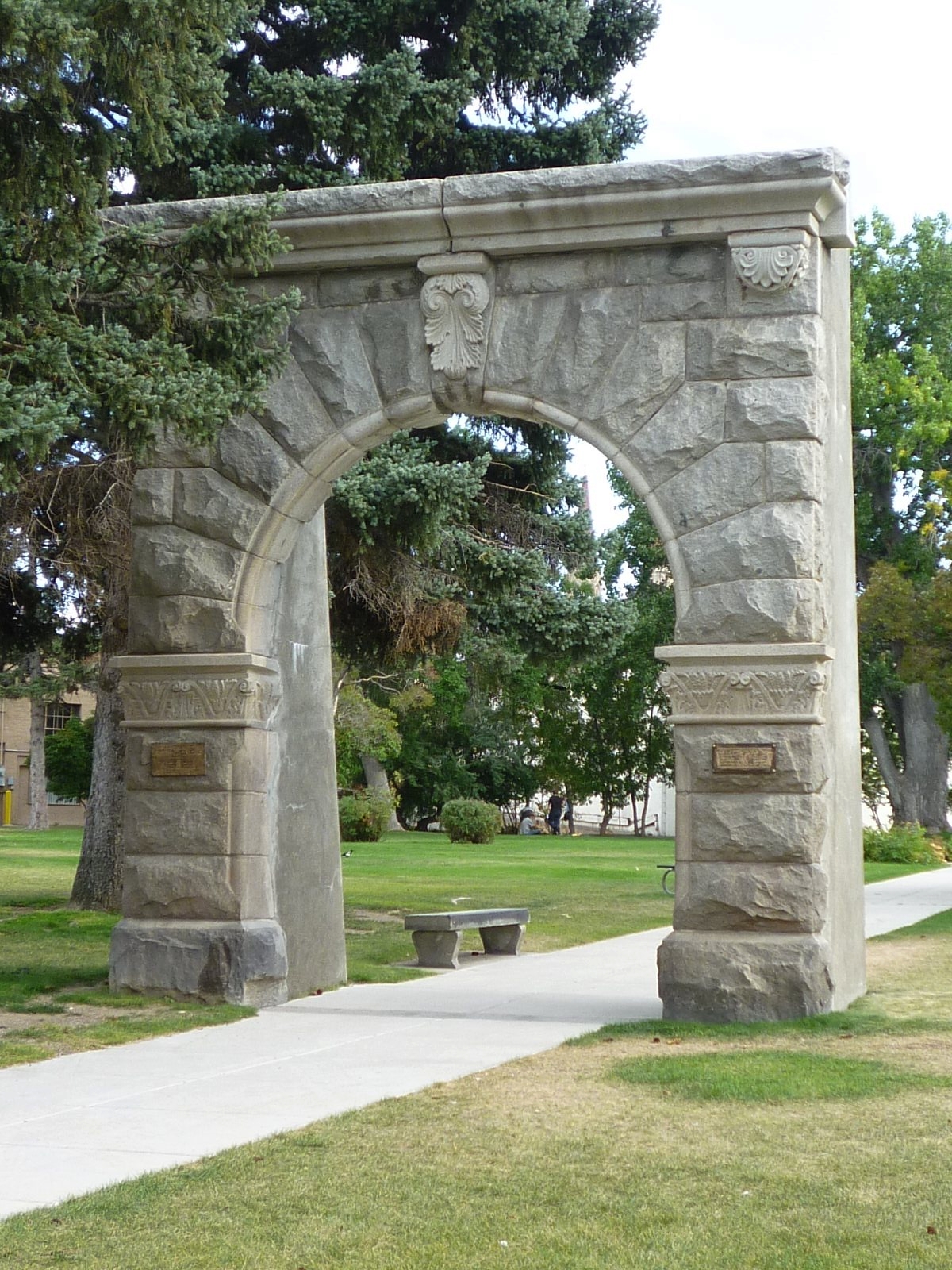 Denver Block Arch in Women s Park